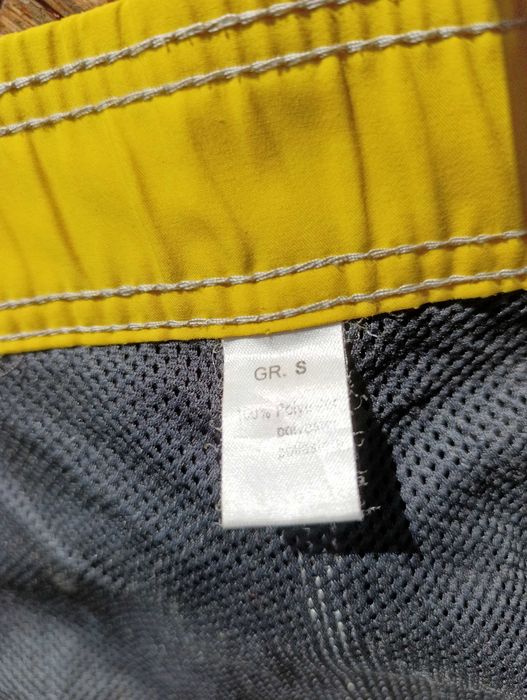 Krótkie spodenki szorty
Yellow Graffiti kastom vintage 
Rozm S