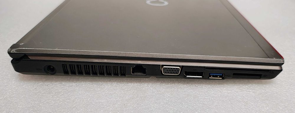 Fujitsu Lifebook Intel Core i5 Ram 8 GB SSD 256 GB Win 10 Open Office