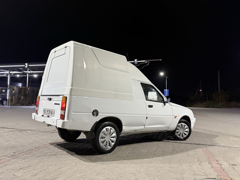 Продам ЗАЗ Таврію (Чобіток)