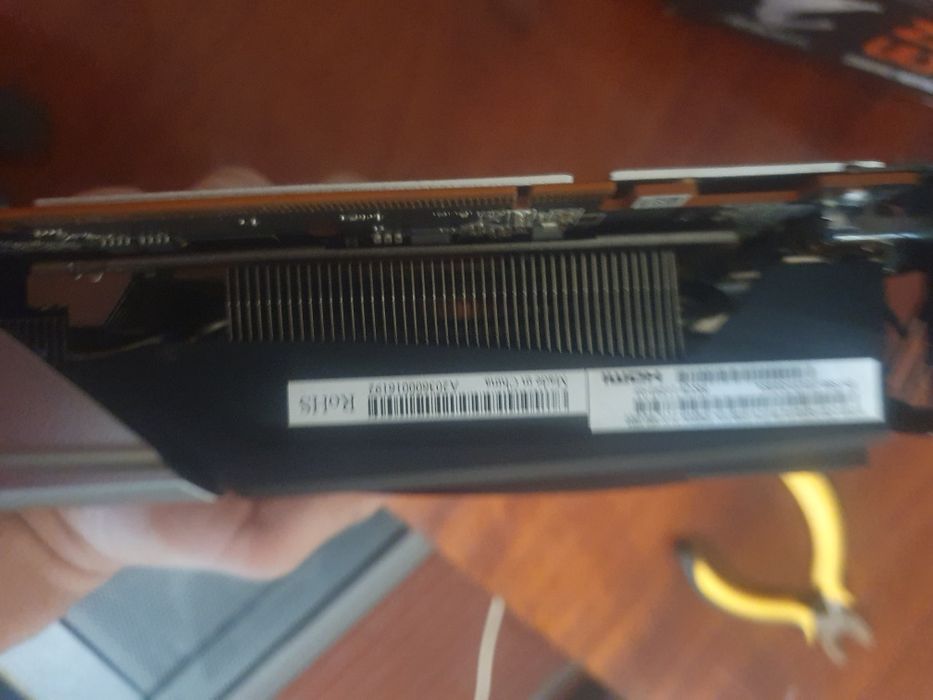 AMD Radeon RX 5700 XT sapphire nitro+