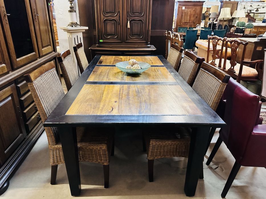KOLONIALNY stół tekowy z 6 krzesłami z wikliny :)
