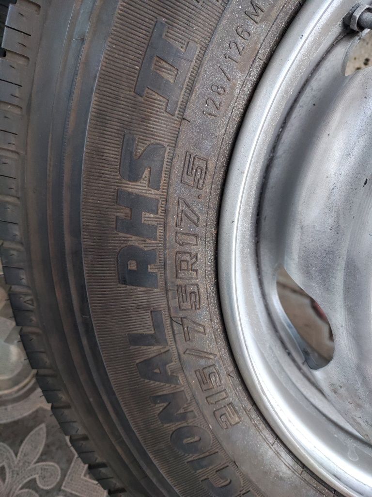 Шини 215 75 17.5 нові Goodyear руль MAN Atego