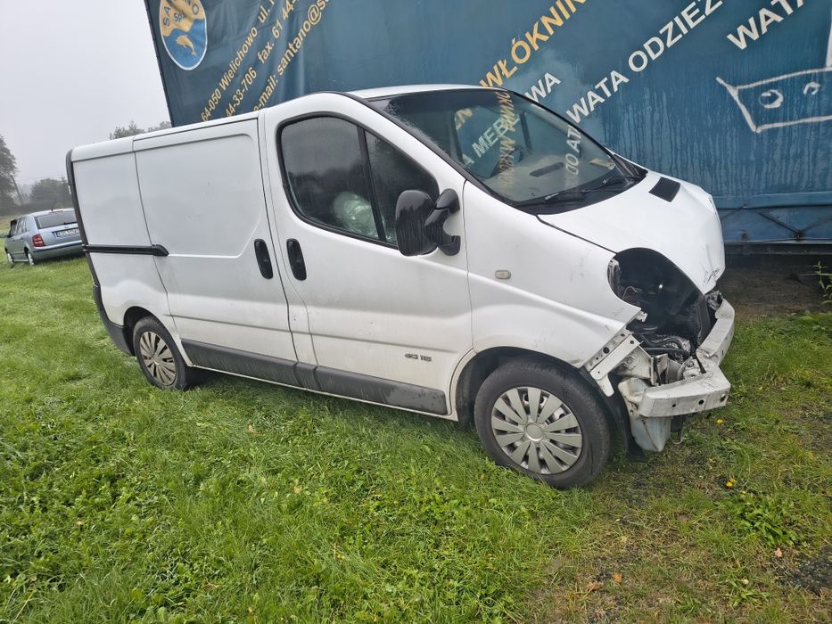 Renault Trafic 2.0 DCI  2008r 210tys km na fv vat23% Uszkodzony
