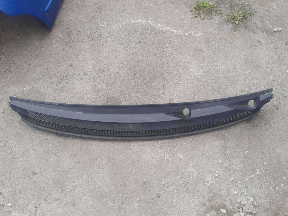 Жабо пластик під скло (дефект) Mitsubishi Colt 2004-2008