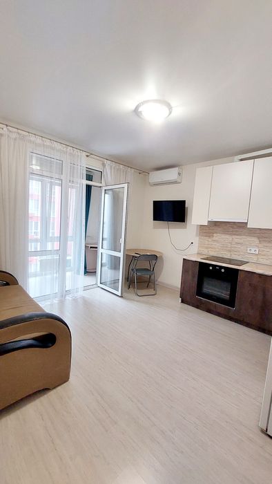 Сдам смарт в Артвилле с лоджией,  рабочим местом