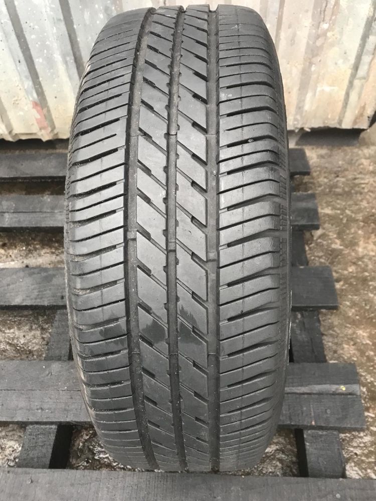 Goodyear eagle touring 195/60r15 1 шт розпаровка