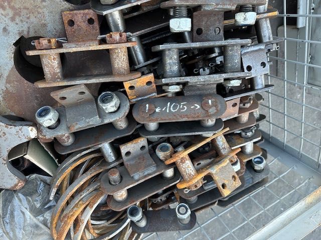 Podajnik łańcuchowy gala nowy 2 skrzyniopalety komplet