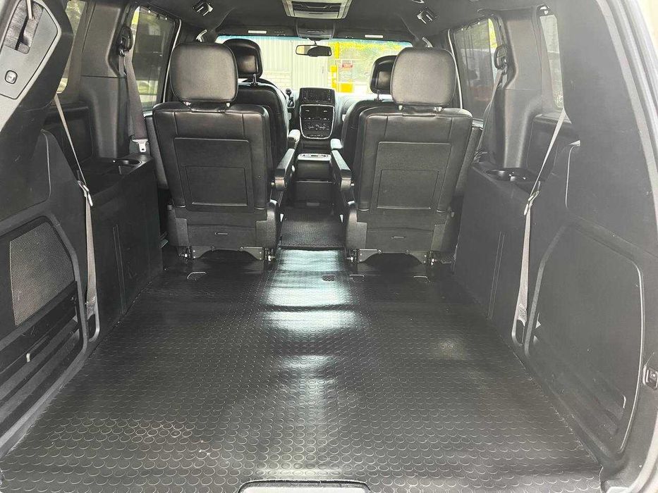 Dodge Grand Caravan 2017 7 мест автомат газ - бензин
