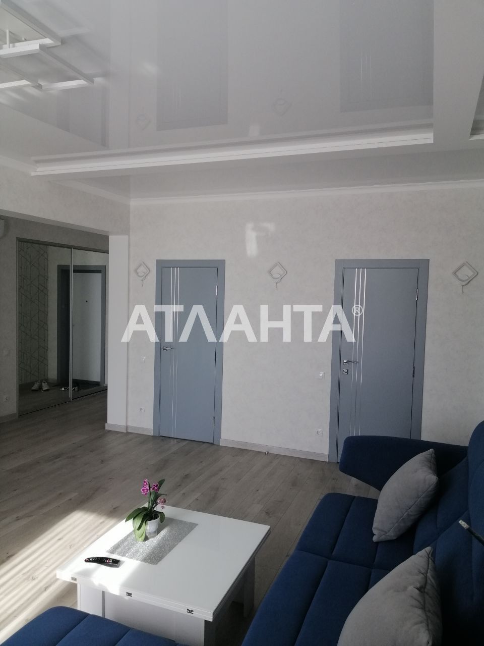 Продам 3-х комнатную с Ремонтом в ЖК Мандарин на ул. Канатной