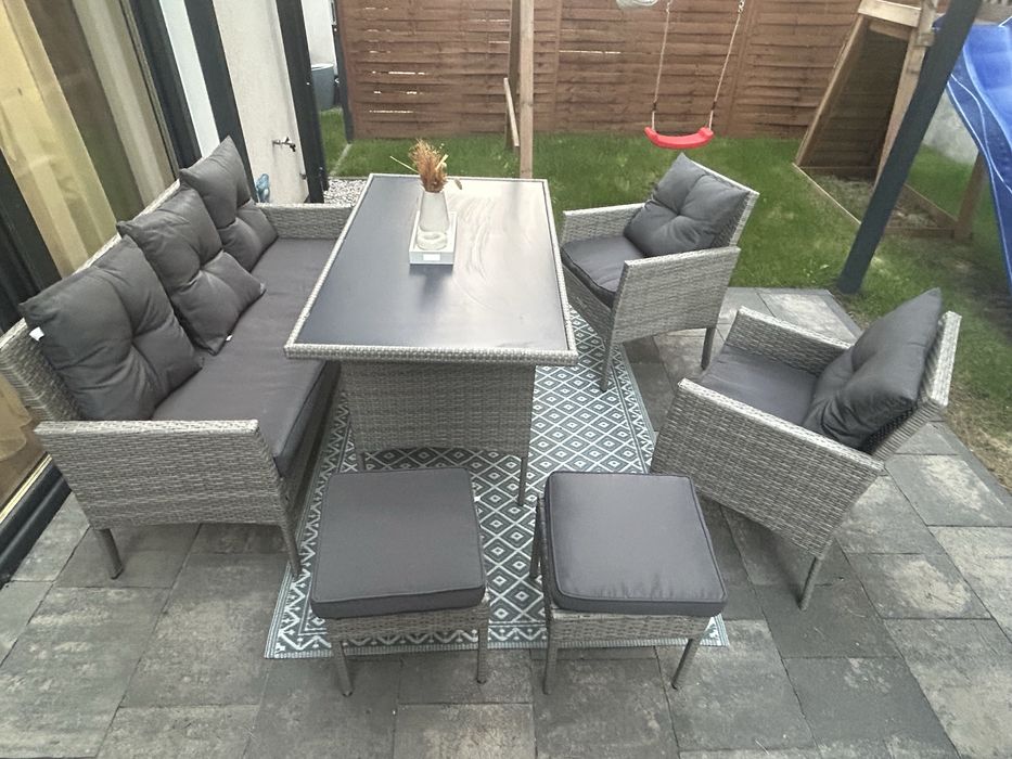 Zestaw mebli ogrodowych