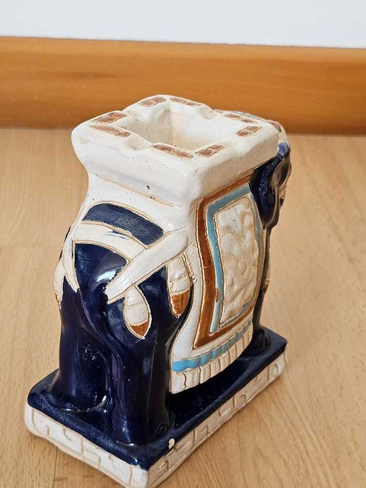 Elefante de porcelana chinesa