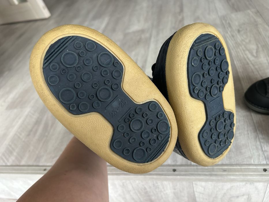 Зимові черевики на хлопчика 23-25