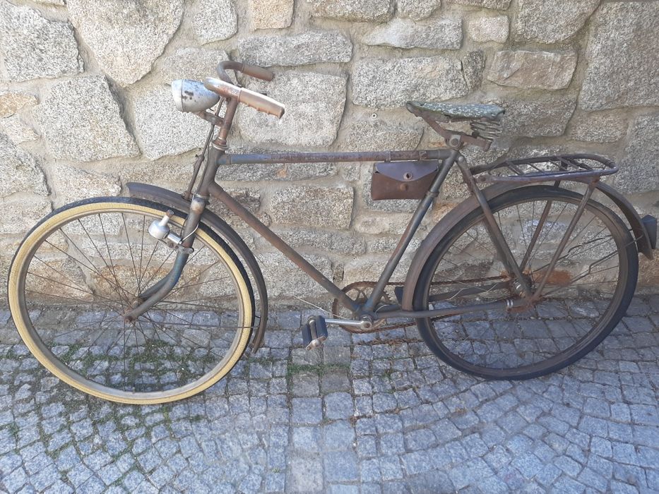 Stary rower, ozdoba.