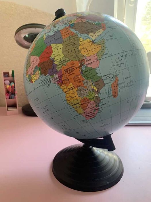 Глобус політична карта
