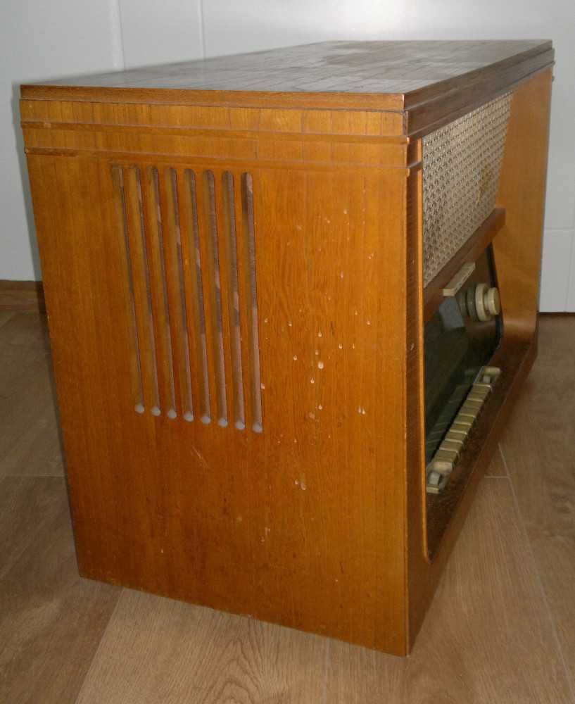 Zabytkowe, lampowe radio RTF Stern-Radio Rochlitz Stradivari 2