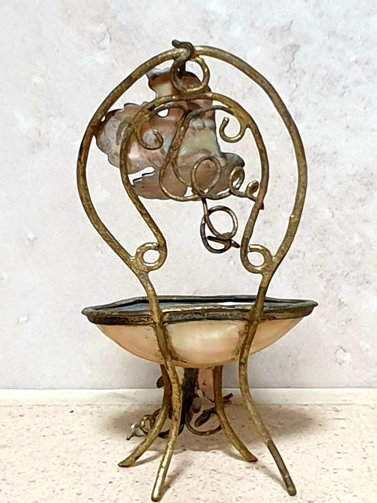 Antigo suporte de relógio de bolso com aneleira Palais Royal