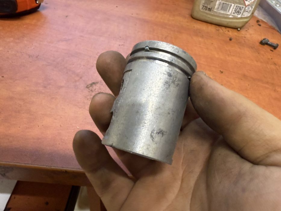 Tłok nowy ZMD Romet Komar Ogar Motorynka Kadet Pony 50-T1 wysyłka