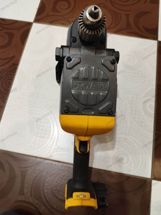 DeWalt DCD460  дрель девольт