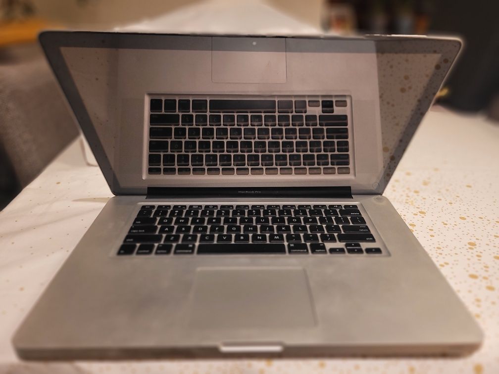 MacBook Pro 15 cali