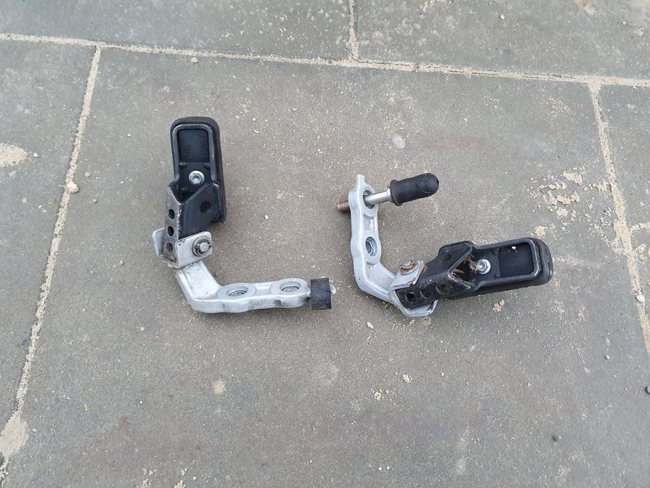 Aprilia Pegaso 650 stopki podnozki set