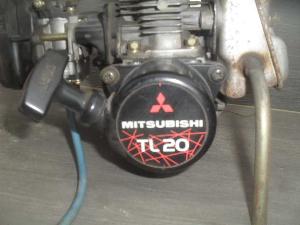 Silnik kosa spalinowa MITSUBISHI TL 20