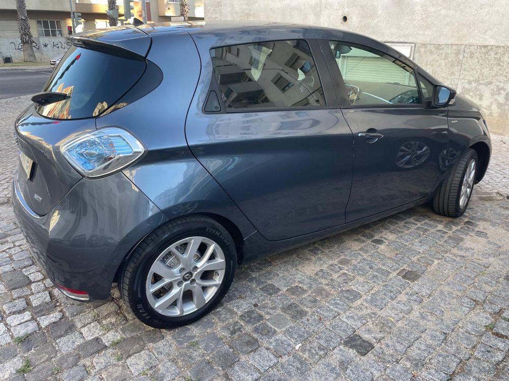 Renault Zoe em Muito Bom Estado
