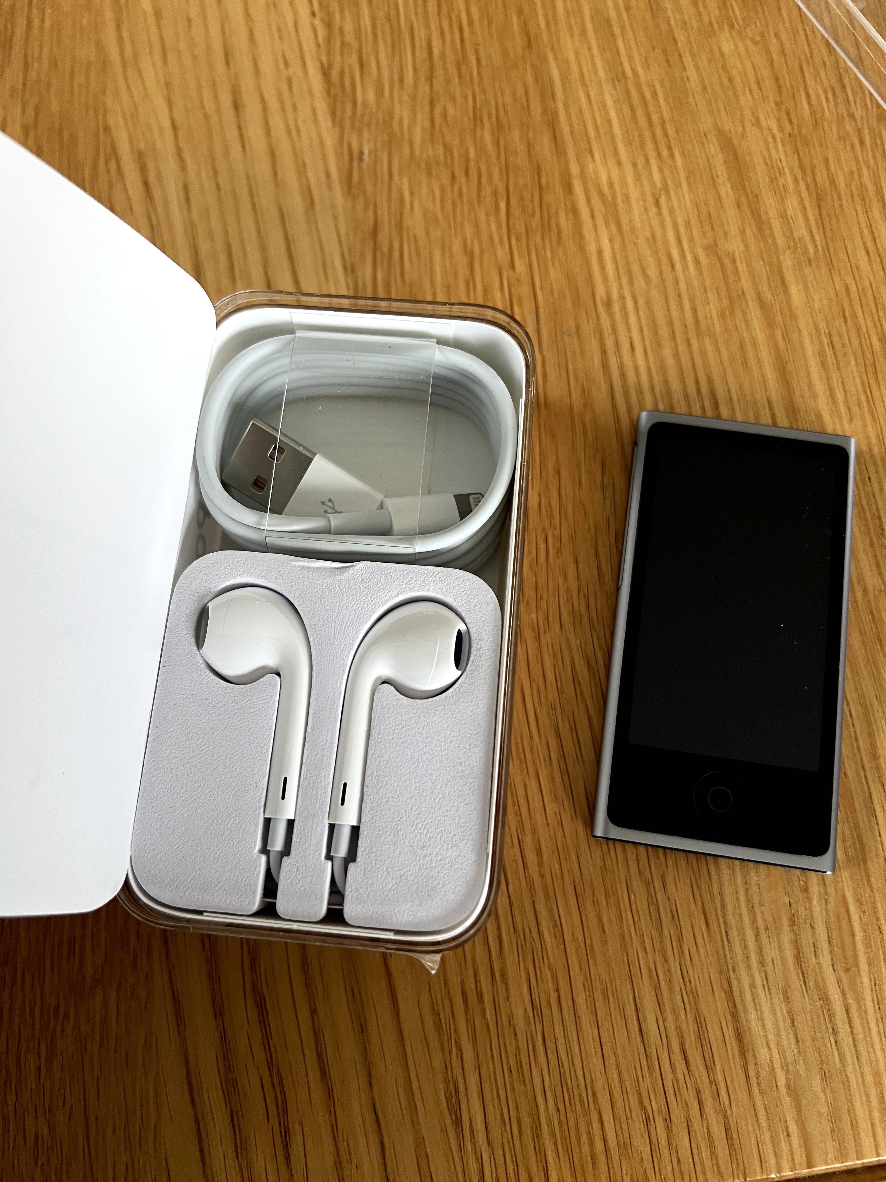 iPod nano 7th gen. gwiezdna szarość