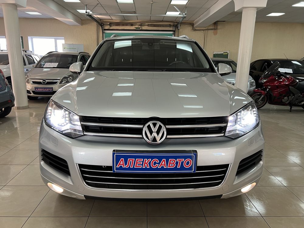 Volkswagen Touareg 4MOTION 3.0TDI V6 8АКПП 2011 р.в. (240 к.с.)