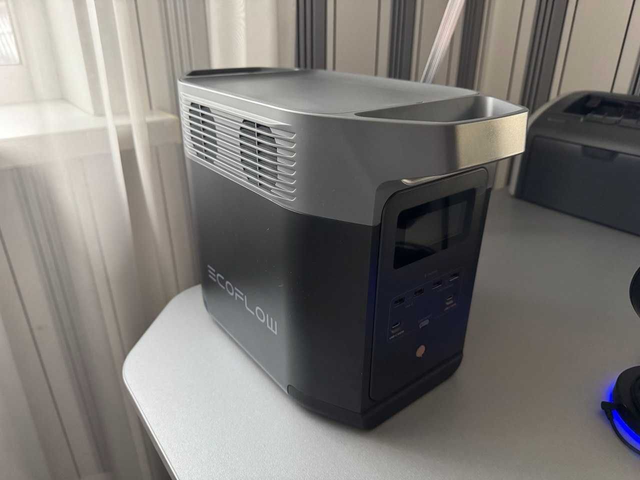 Зарядна станція EcoFlow DELTA 2 1800Вт 1024 Вт⋅год LiFePO4 (ZMR330-EU)