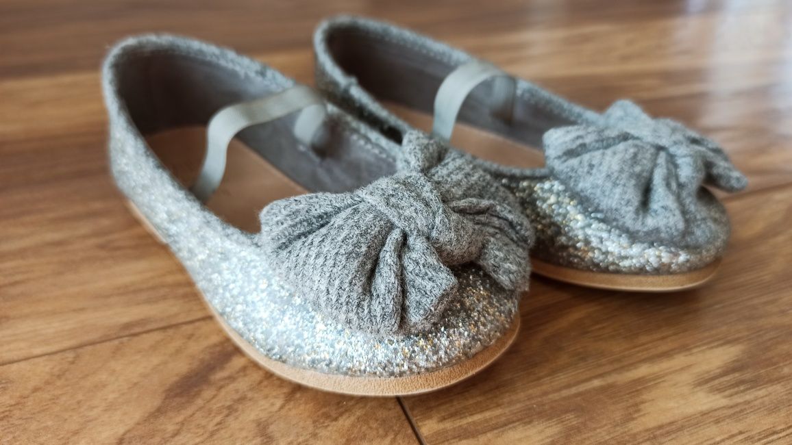 Buty dziewczęce, balerinki Zara Baby r. 21