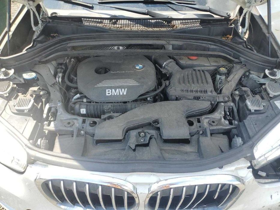 В дорозі BMW X1 series F48 28i 2016