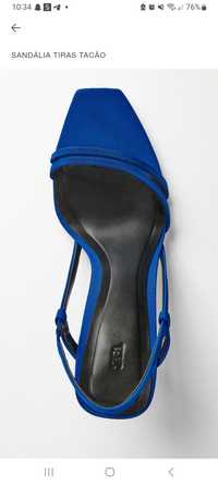 Sandalia  azul Zara