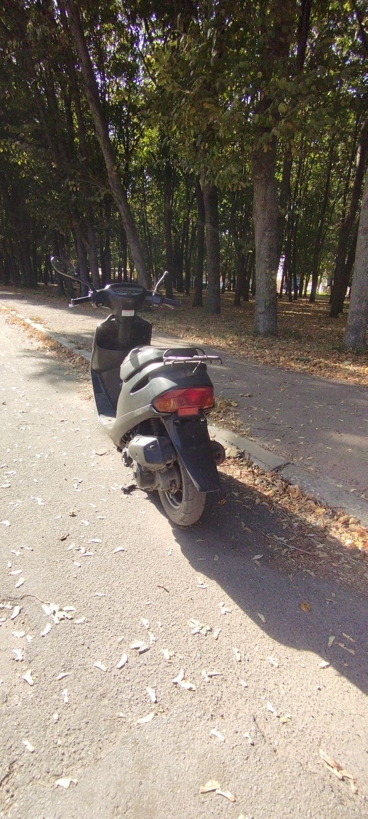 Продаю Скутер Honda dio Af27 на спорт вариатора