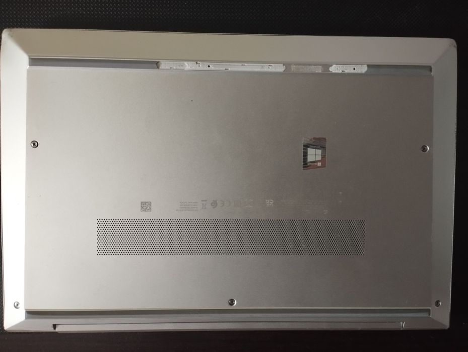 Laptop HP Elitebook 835G8/AMD Ryzen 3 Pro/16GB RAM/SSD ADATA 240Gb