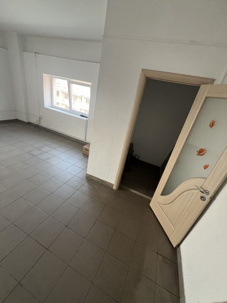 Продається однокімнатна квартира-студія з чудовим видом з вікон