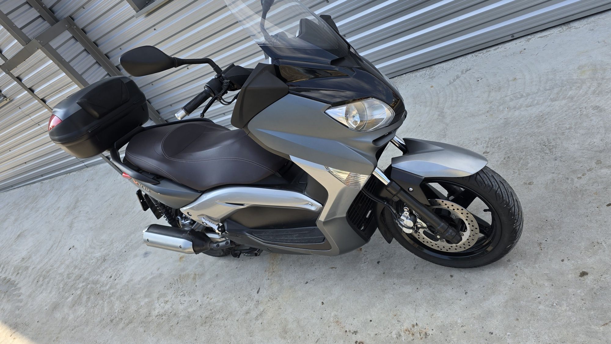 Skuter Yamaha x max 250