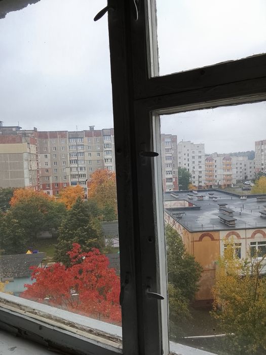 Продам вікна з коробкою.