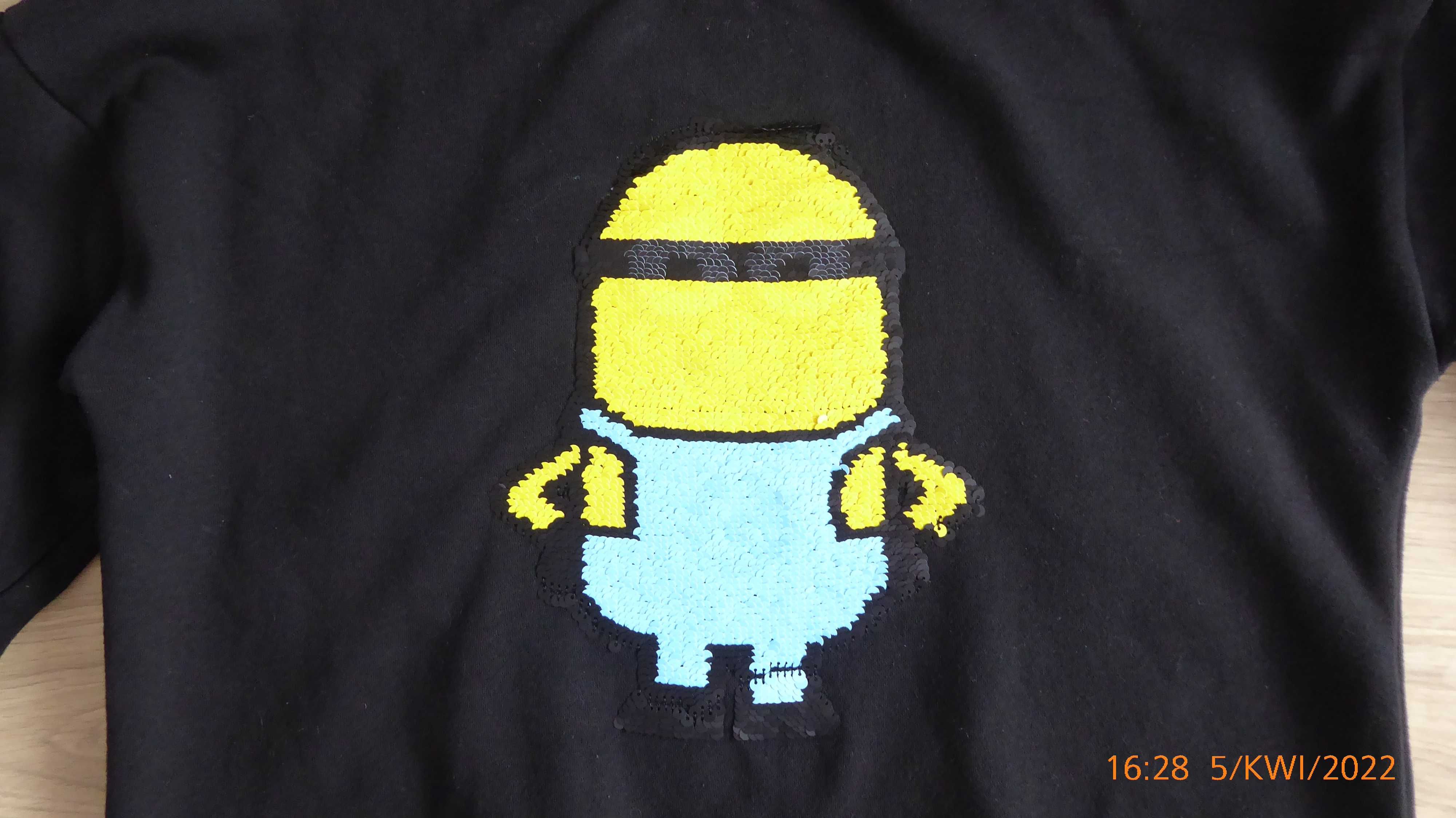 Bluza Reserved z Minionkiem rozm. 164