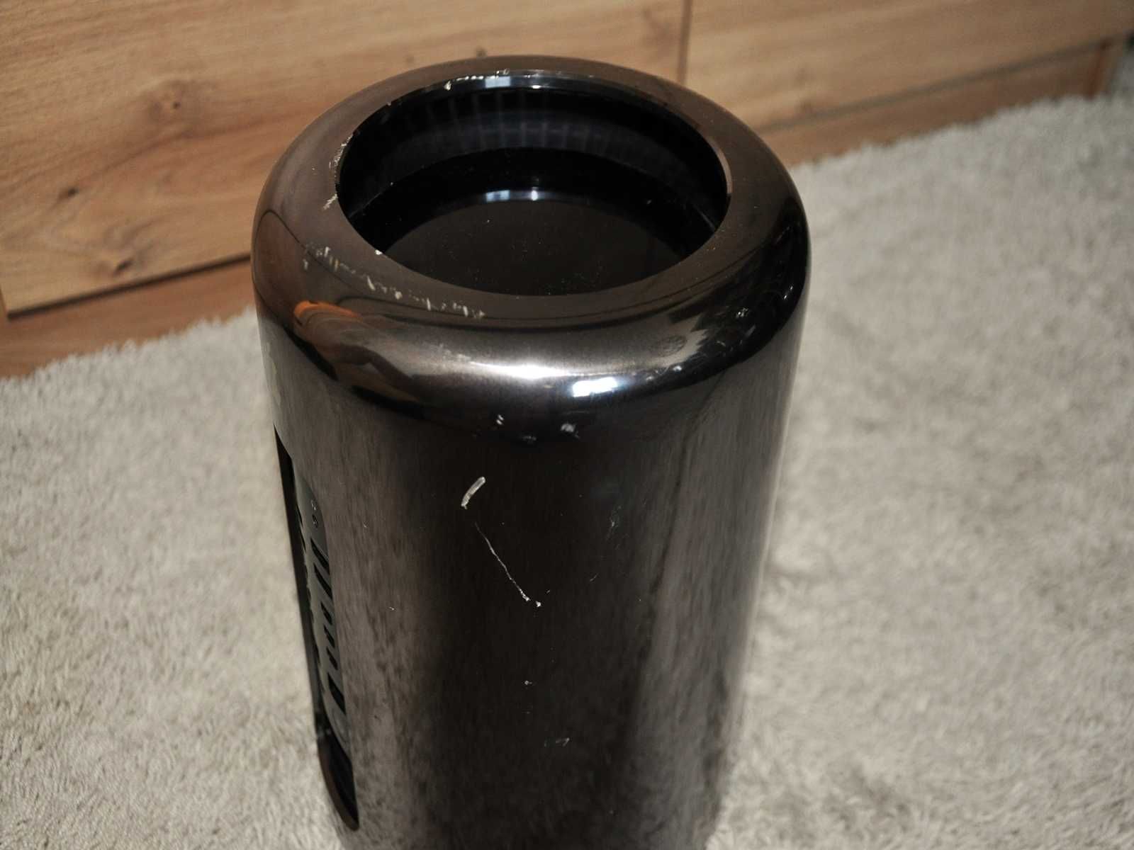 Apple A1481 Mac Pro 3,7GHz 250GB 32GB