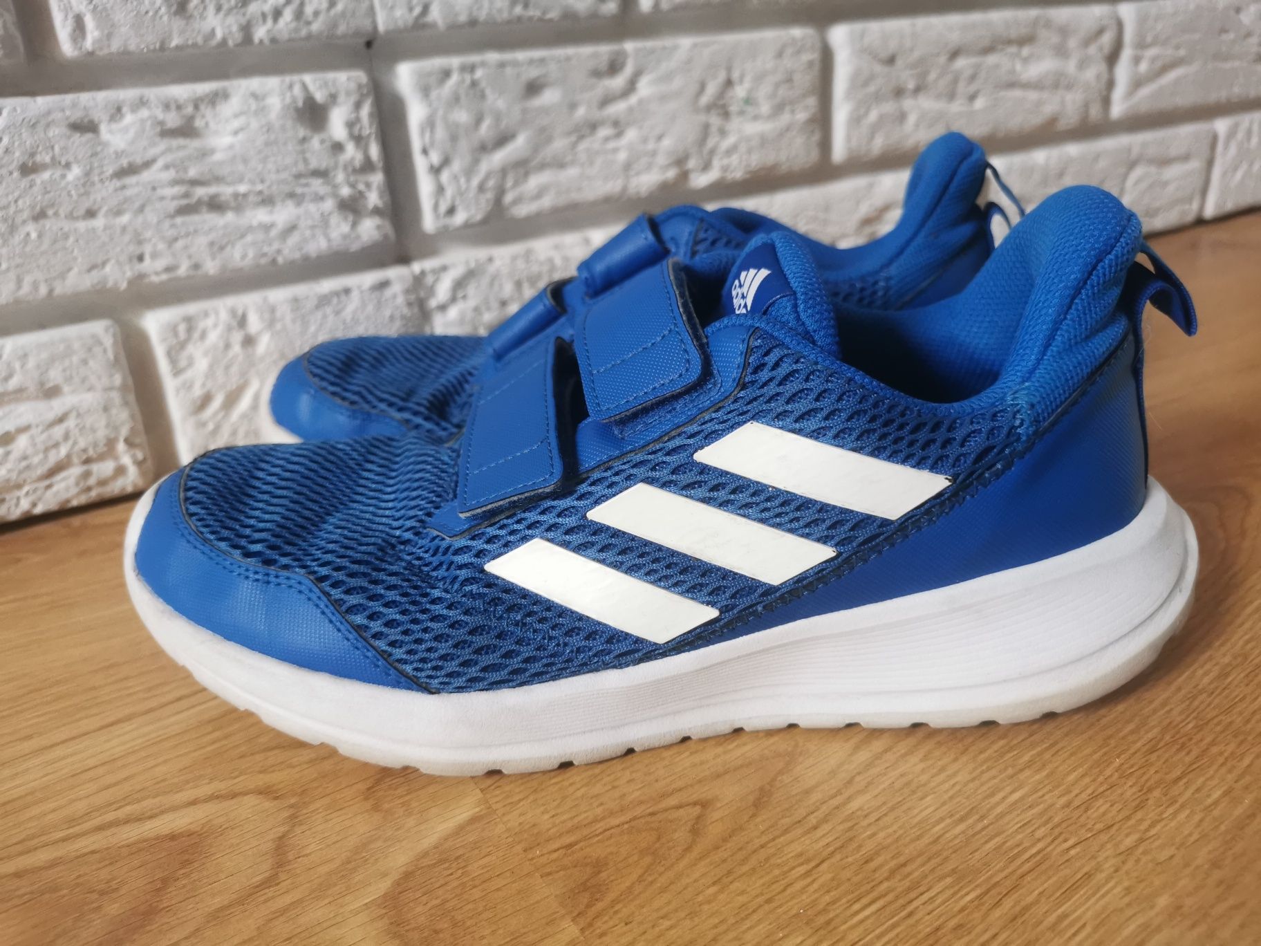 Adidas NA RZEPY 38 2/3 chłopięce buty z siatki sportowe