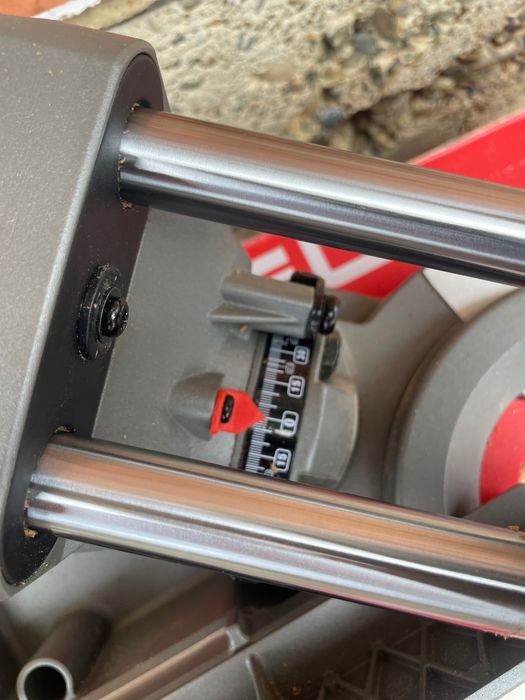 Milwaukee M18 FMS190 FUEL/пила торцювальна акумуляторна мілвоке 18в