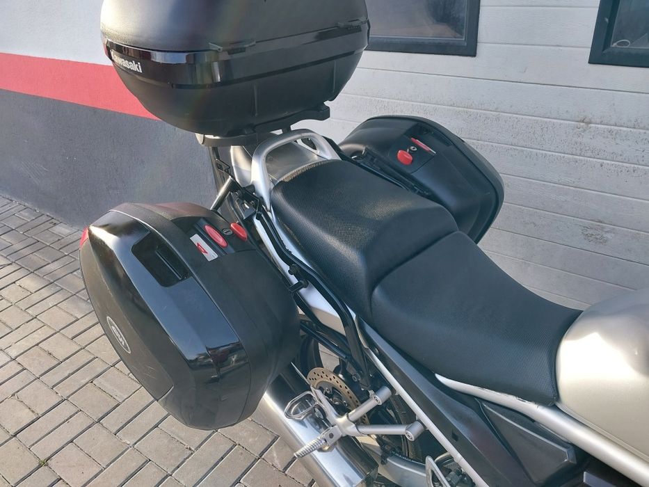 Suzuki bandit 650. 3x kufry