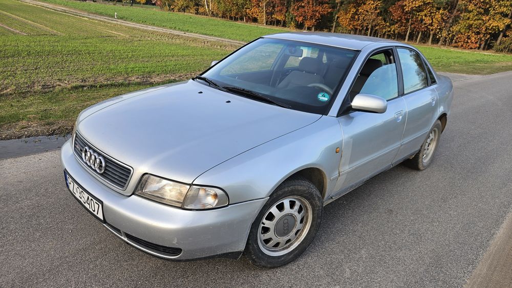 Audi a4 b5 1.6 benzyna