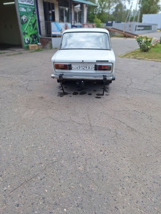 Ваз 2106 на полном боевом ходу