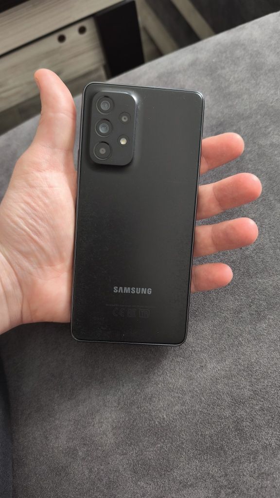 Продам Samsung A53 5g в хорошем состоянии