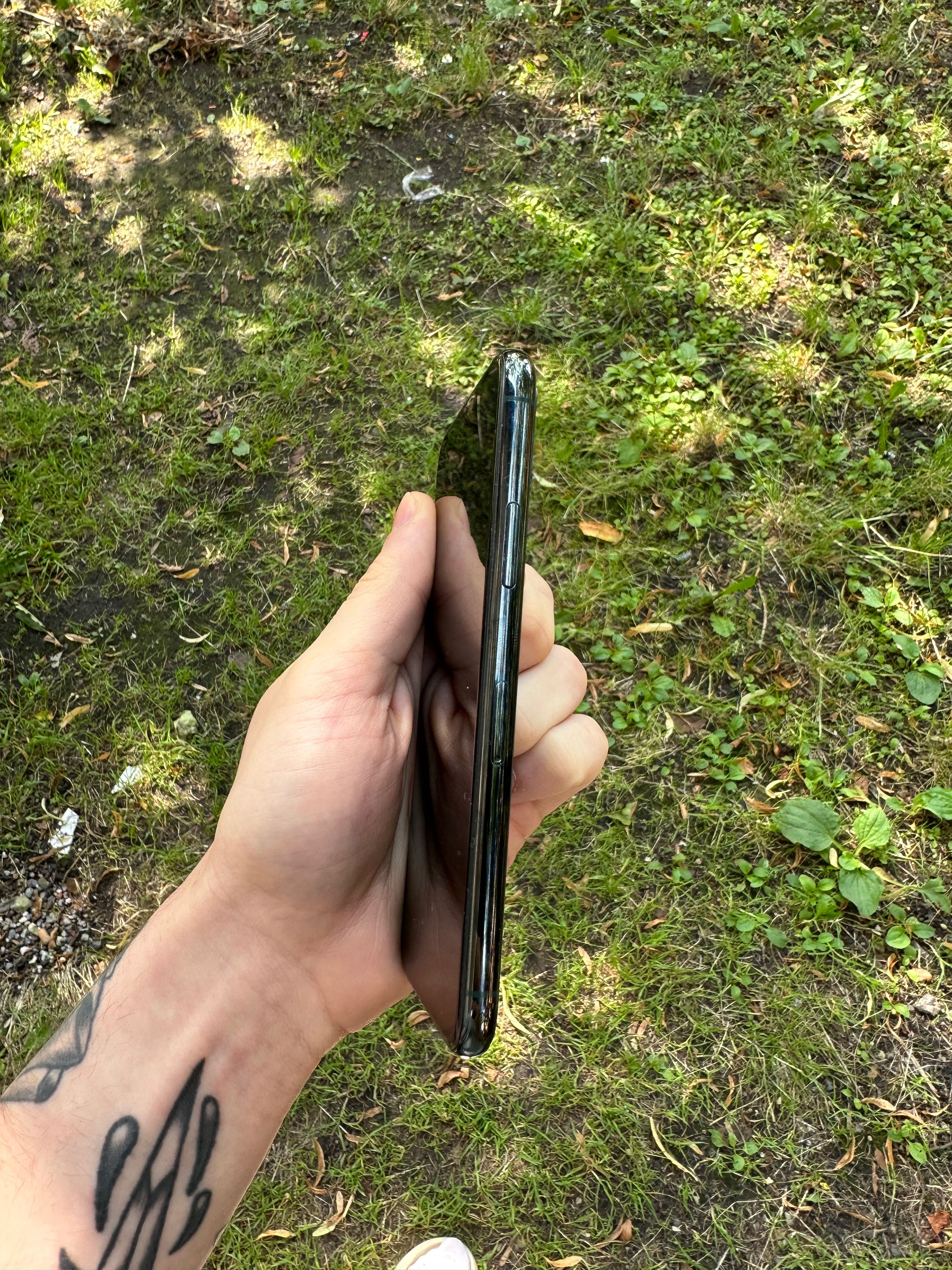 sprzedam iPhon 11 Pro 256 GB