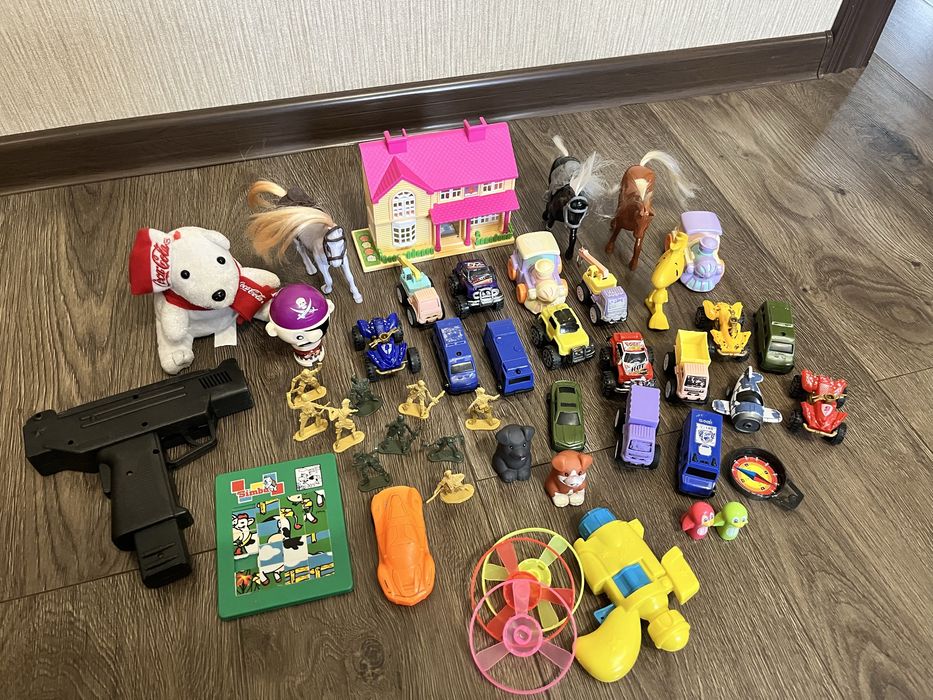 Набір іграшок лот