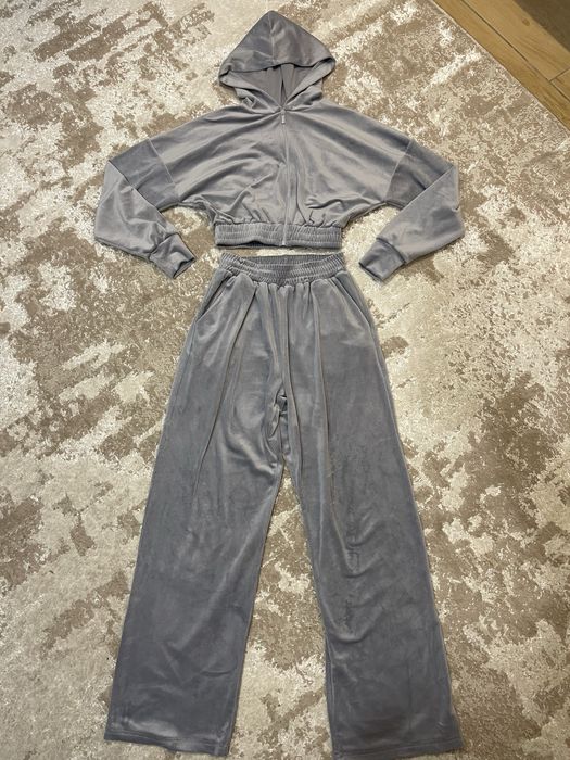 Костюм велюровий жіночий