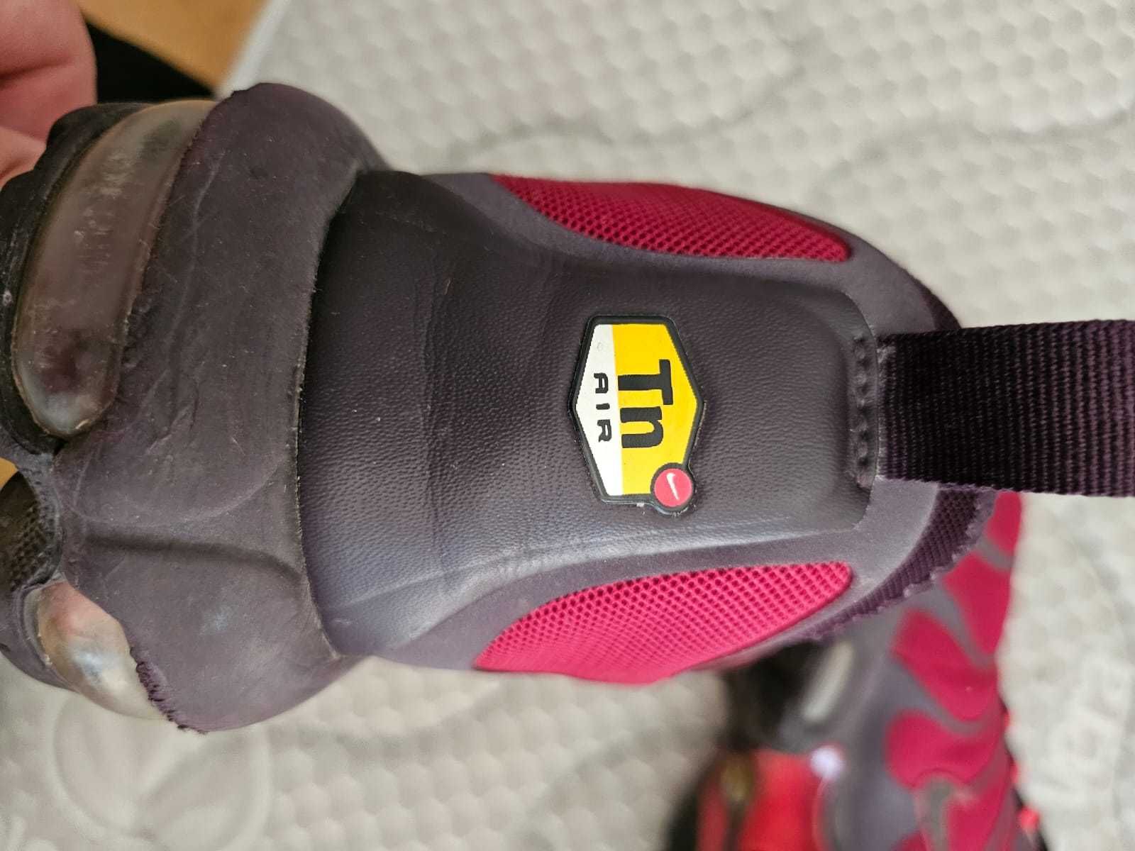 Nike TN, vermelho, tamanho 43, usado