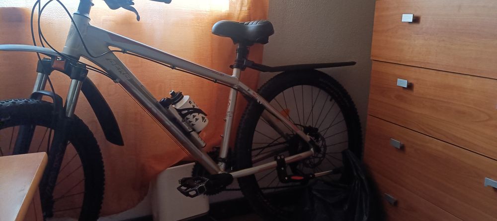 Bicicleta nova. Completa